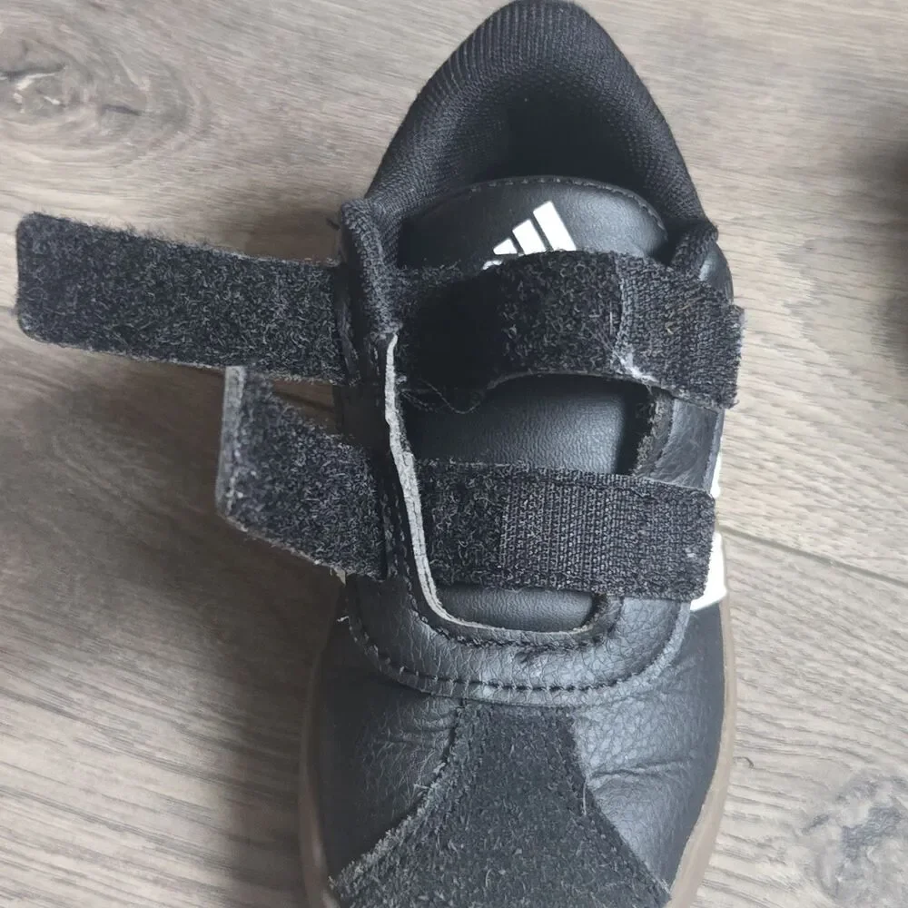 adidas VL Court Toddler Size 8K Black White Gum Sneaker Strap ID9156 Kids Boy